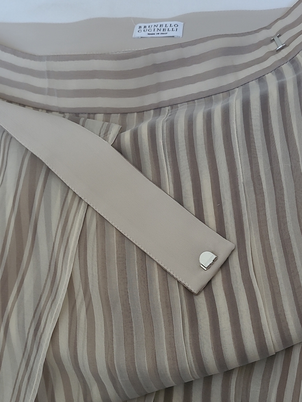 Brunello Cucinelli Pleated Maxi Skirt in Taupe - Picture 4 of 8
